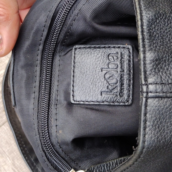 (T2)Kooba Leather Shoulder Bag - Picture 8 of 10